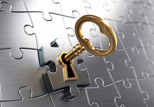 Gold_key_in_lock_puzzle